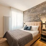 6 Isonzo - Luxury Διαμέρισμα Βερόνα